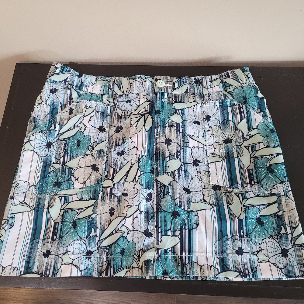 Eddie Bauer Sport Active Fit Skort Green Floral & Stripes